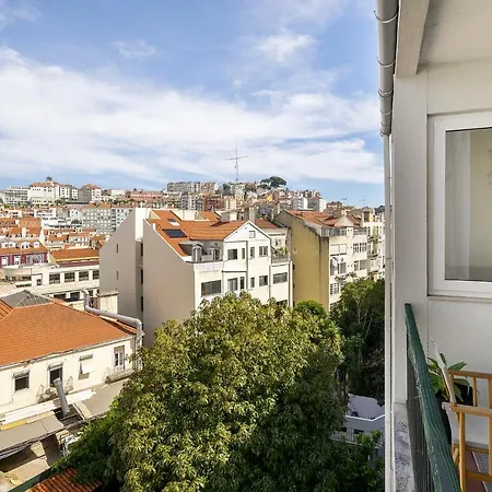 Whome Luxury Penthouse: Designer Decor & Epic Views Appartement