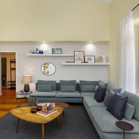 Whome Luxury Penthouse: Designer Decor & Epic Views Лісабон