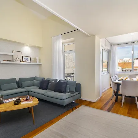 Апартаменти Whome Luxury Penthouse: Designer Decor & Epic Views Лісабон