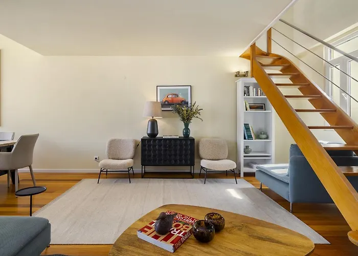 Whome Luxury Penthouse: Designer Decor & Epic Views * Lisboa