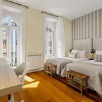 Апартаменты Whome Luxury Penthouse: Designer Decor & Epic Views *