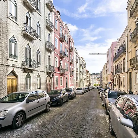 Whome Luxury Penthouse: Designer Decor & Epic Views Lisboa